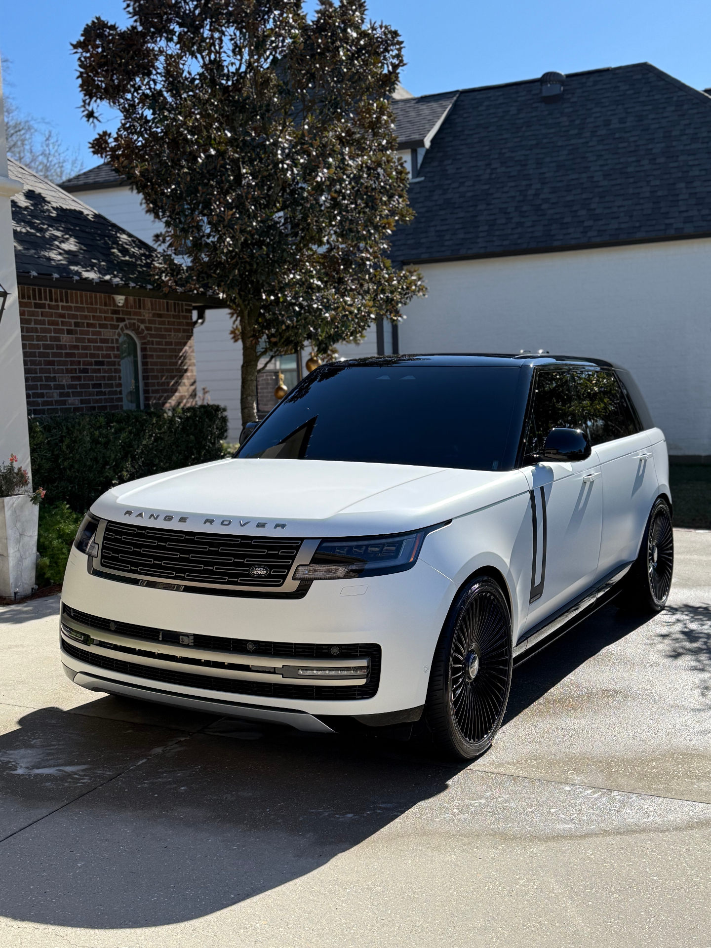 Range Rover after full detail by AV Detailing Baton Rouge